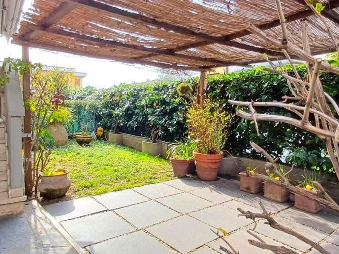 Casa trilocale in vendita in Via Treviso, Marina di Massa Centro, Massa