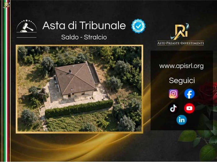 Casa con 6 locali in vendita in Strada per Alessandria, Pecetto di Valenza