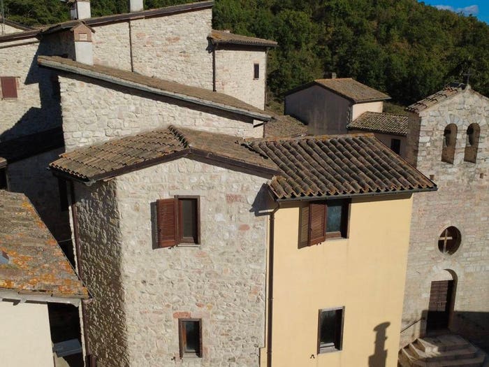 Appartamento con 5 locali in vendita in Località San Martino, Sellano