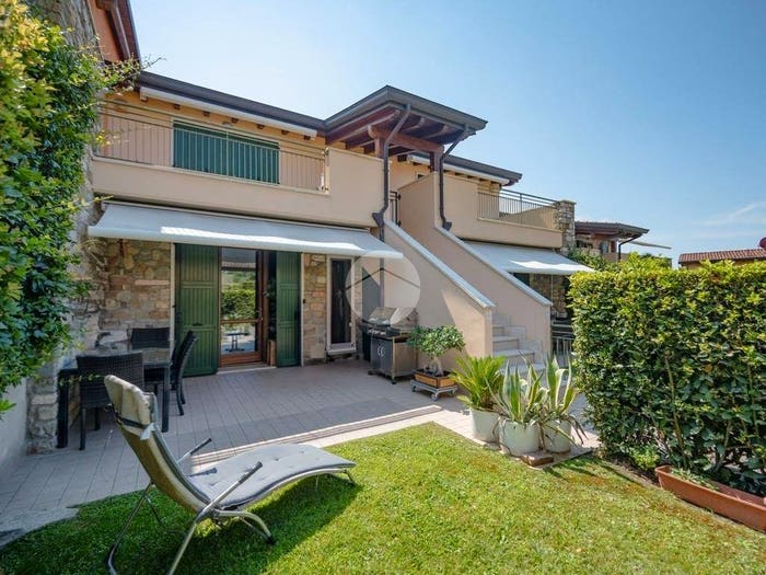 Appartamento trilocale in vendita in Strada pressenga, Cavaion Veronese