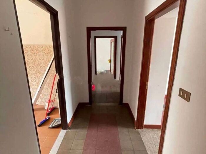 Appartamento trilocale in vendita in Via Manlio Rossi, Panebianco Tribunale, Cosenza