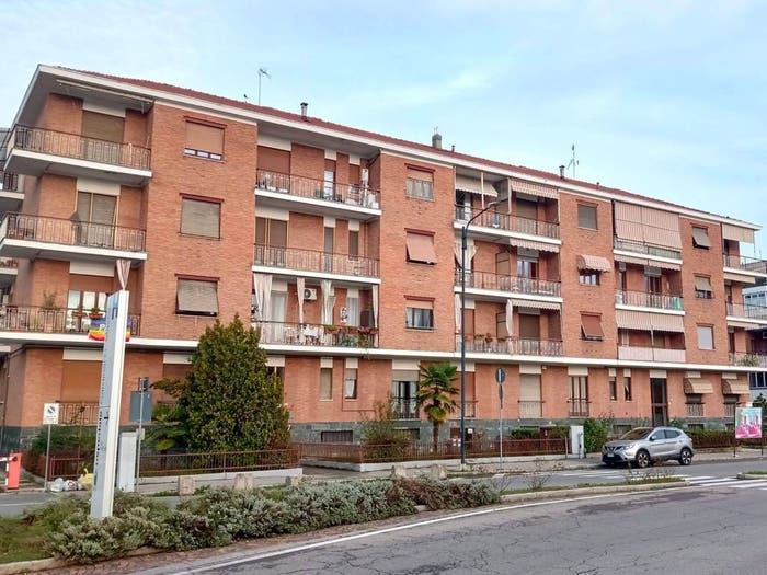 Appartamento trilocale in vendita in Corso Dante Alighieri, Ospedale, Asti