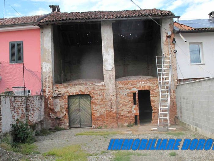 Casa bilocale in vendita in Via Damiano Chiesa, Asigliano Vercellese
