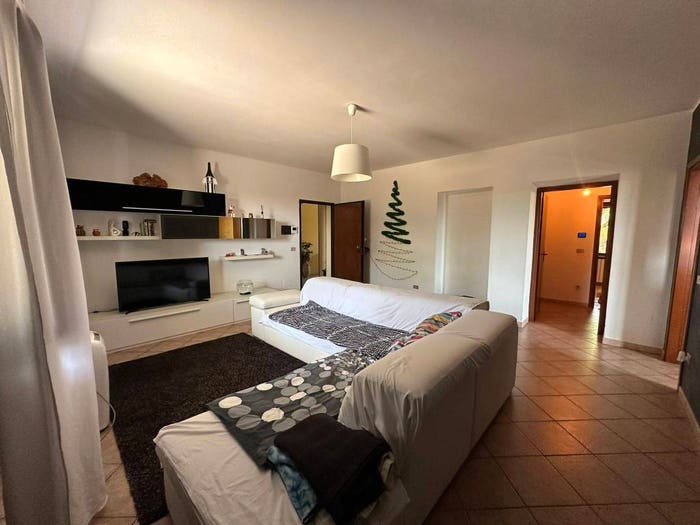 Appartamento trilocale in vendita in Via Macallè, Cavaglià