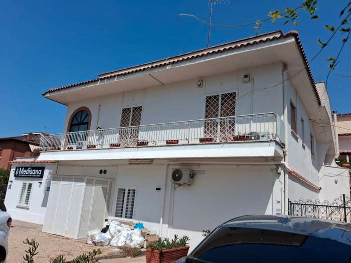 Appartamento quadrilocale in vendita in Villaggio Giornalisti Poggio, Anzio