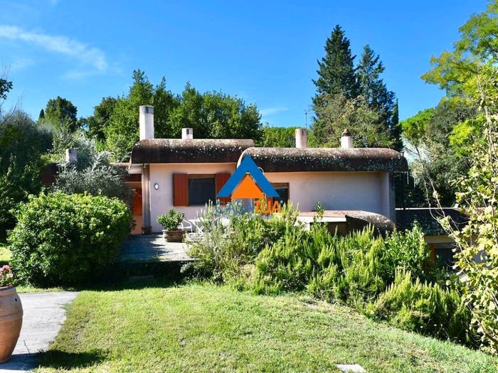 Casa con 6 locali in vendita in Via Rimembranze, Centro, Amelia