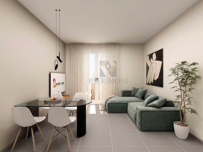 Appartamento trilocale in vendita in Piazza Carlo III, San Carlo All'Arena, Napoli
