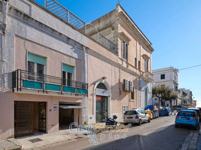 Casa con 6 locali in vendita in Via Gian Giacomo Lazzari, Centro, Gallipoli
