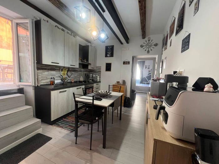 Appartamento trilocale in vendita in Via Pasquale Pastorino, Bolzaneto, Genova