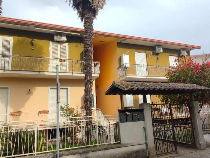 Appartamento quadrilocale in vendita in Via Cavalieri di Vittorio Veneto, Aquino