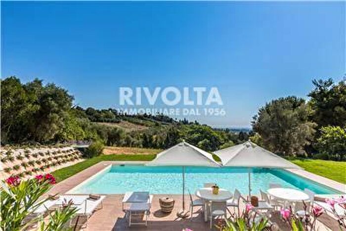 Casa con 12 locali in vendita in Via della Macchiarella, Poggio Mirteto