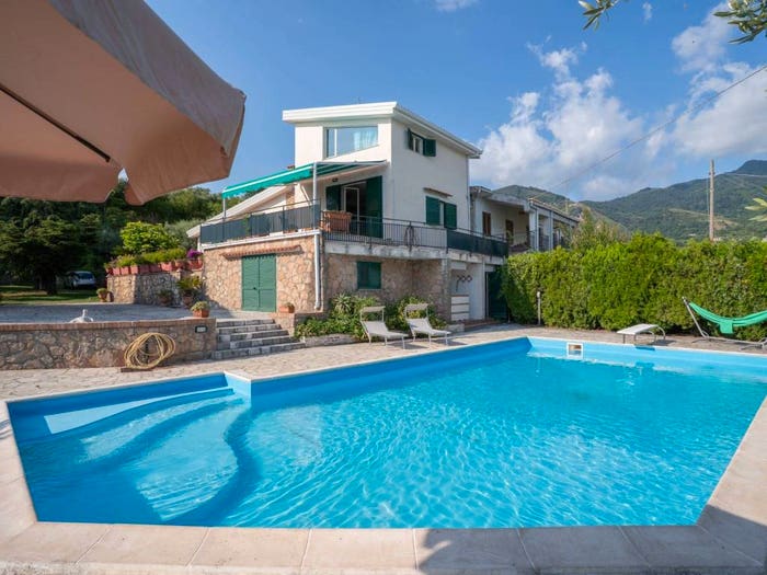 Casa con 6 locali in vendita in Contrada Puppa, San Lucido