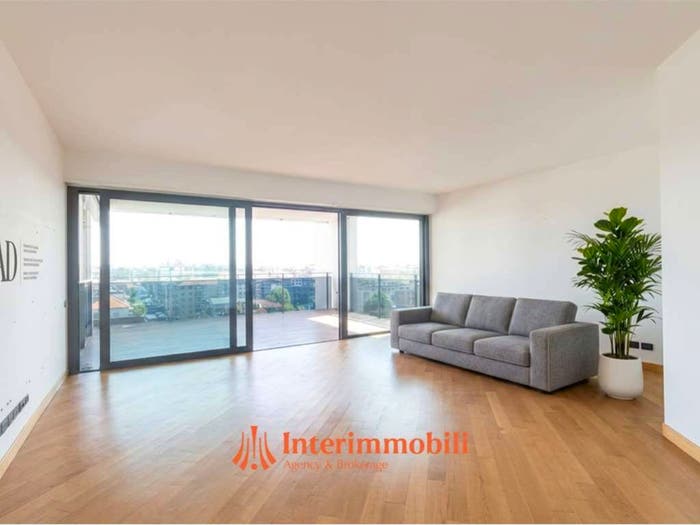 Appartamento quadrilocale in vendita in Via Marco Ulpio Traiano, Portello Parco Vittoria, Milano