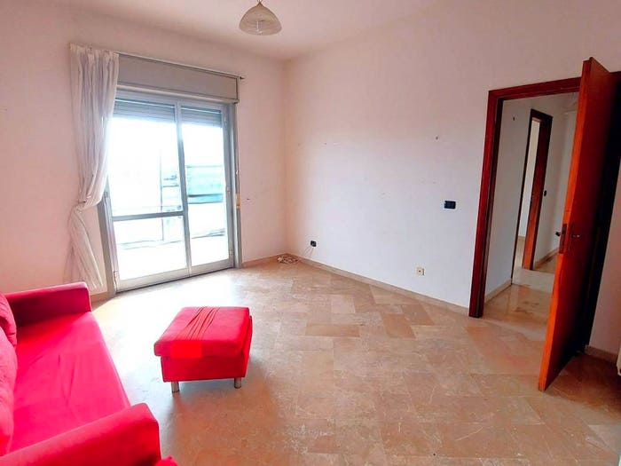 Casa trilocale in vendita in Via Antonio Rosmini, Centro, Giarre