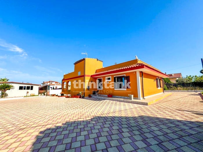 Casa con 5 locali in vendita in Via Capuana, Città Giardino, Melilli