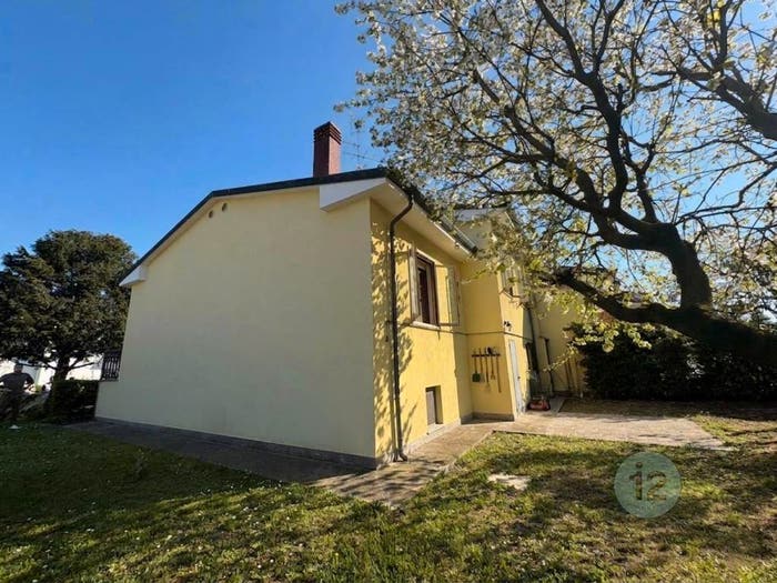 Casa quadrilocale in vendita in Via Martiri della Libertà, Centro, Poggio Rusco
