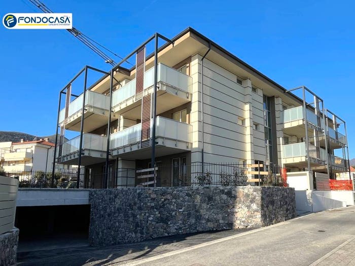 Appartamento bilocale in vendita in Via Madonna degli Angeli, Borghetto Santo Spirito