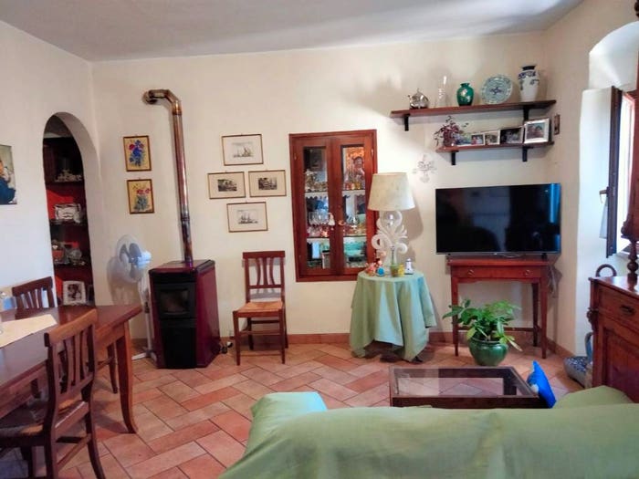 Casa trilocale in vendita in Via della Chiesa, Centro, Campello sul Clitunno