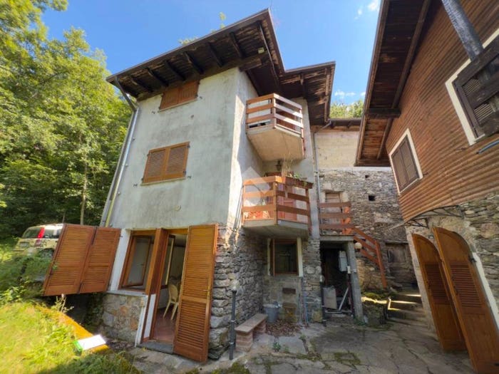 Casa quadrilocale in vendita in Località Dosso, Villa di Tirano