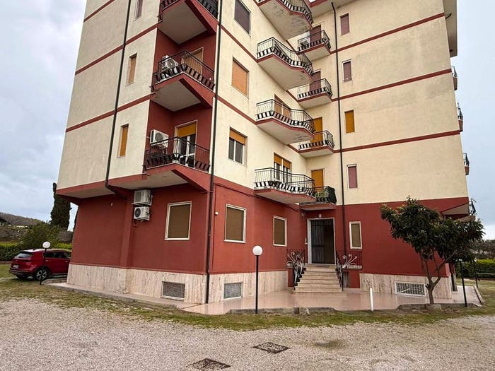 Appartamento trilocale in vendita in Via Eugenio Montale, Licinella Torre Di Paestum, Capaccio Paestum
