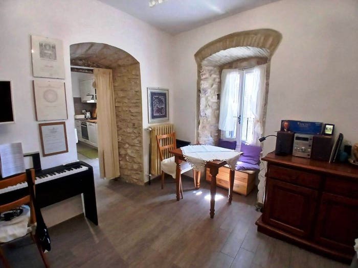 Appartamento trilocale in vendita in Vico Oricello, Centro, Stroncone