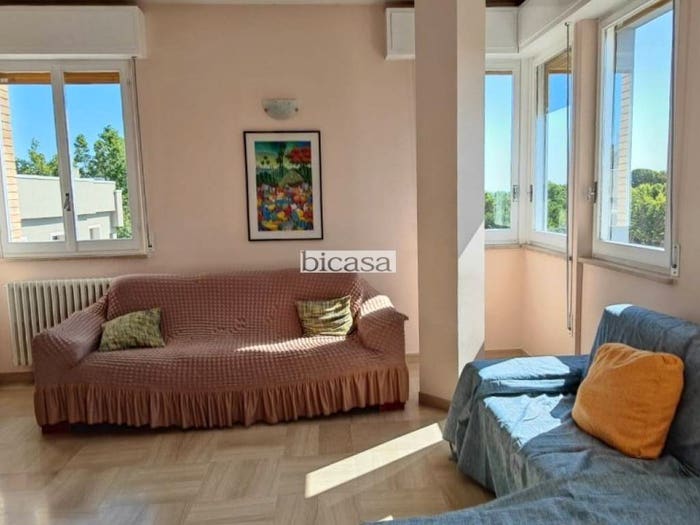 Appartamento con 5 locali in vendita in ADOLFO GANDIGLIO, Lido, Fano