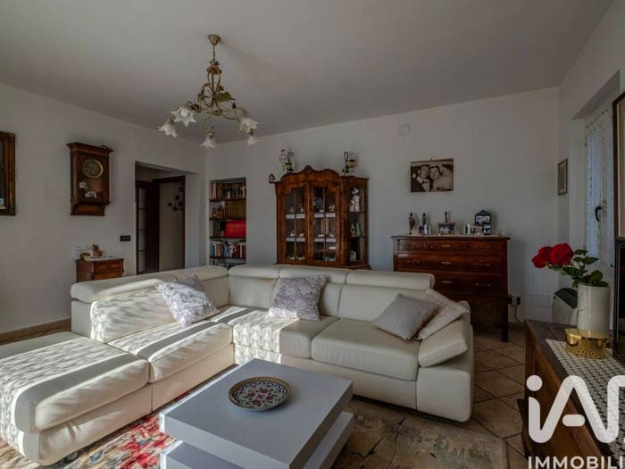 Appartamento con 6 locali in vendita in Via Cremona, Centro, Borgo San Giacomo