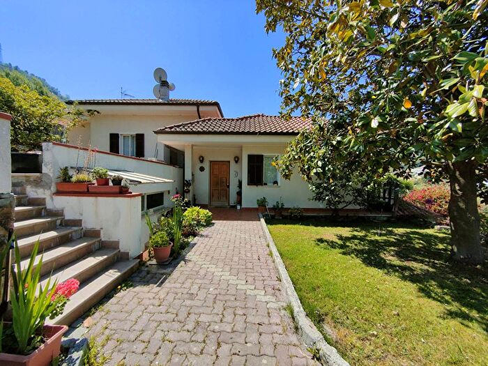 Casa con 5 locali in vendita in Via Provinciale, Vallecrosia Alta, Vallecrosia