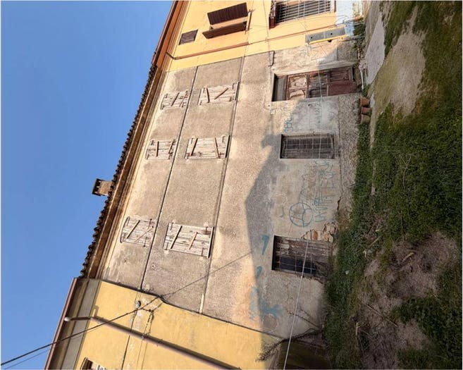 Casa quadrilocale in vendita in Via Guado Malpensata, Ceresara