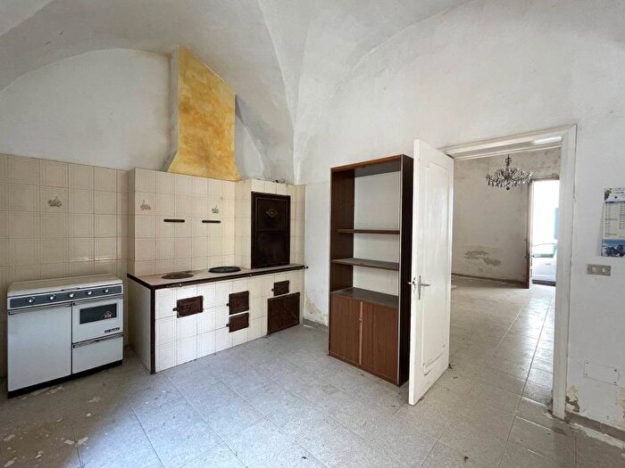 Casa con 6 locali in vendita in Via Villafranca, Centro, Carmiano