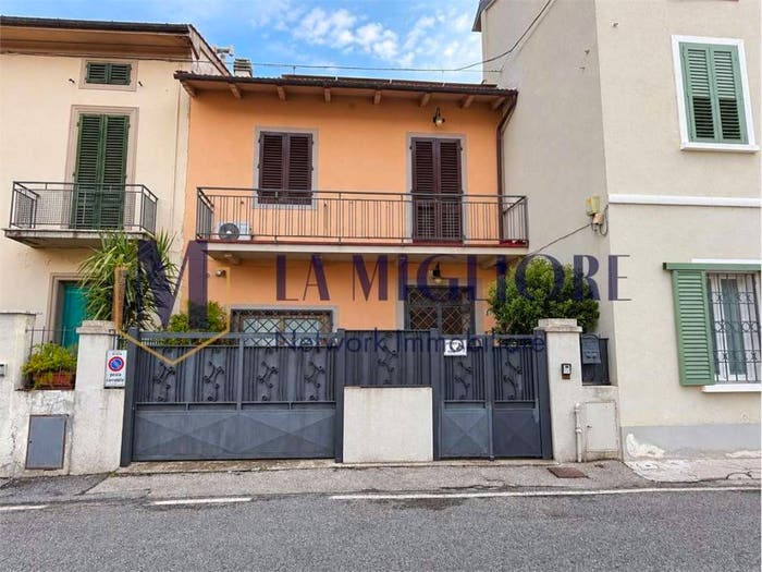 Casa con 5 locali in vendita in Via Santagonda, Zarini Valentini, Prato