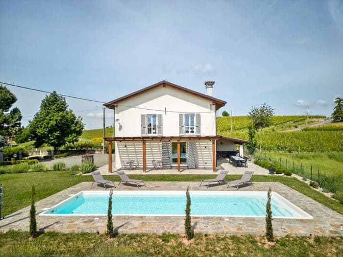 Casa con 6 locali in vendita in Strada Bricco, Nizza Monferrato