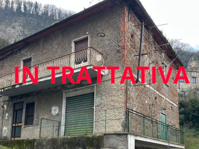 Appartamento quadrilocale in vendita in Via Filippo Prosperi, Centro, Artena