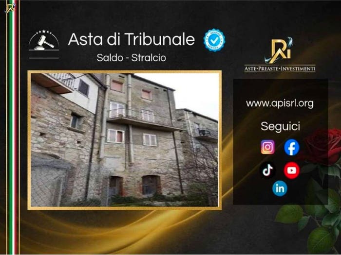 Appartamento con 6 locali in vendita in Via Occidentale, Toro