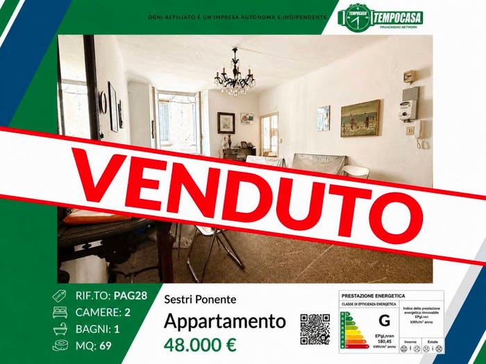 Appartamento trilocale in vendita in Via Paglia, Sestri Ponente, Genova