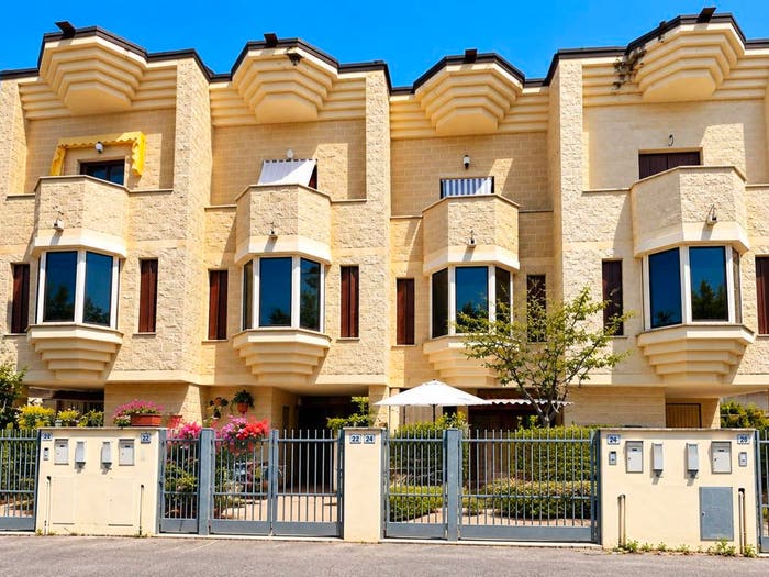 Casa quadrilocale in vendita in Via Colombara, Battaglione, Cremona