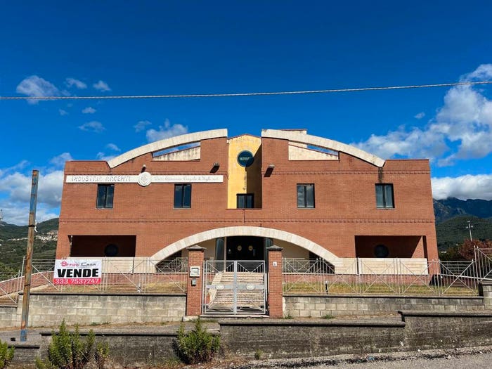 Casa in vendita in Via Serroni, Giffoni Sei Casali