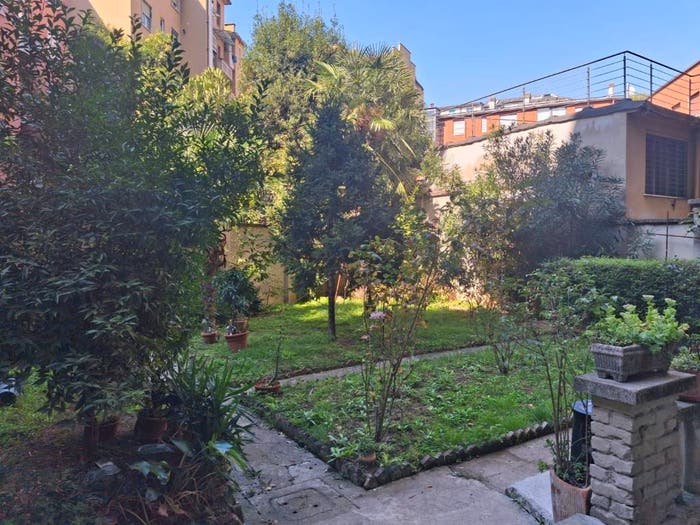 Appartamento trilocale in vendita in Viale Lucania, Corvetto, Milano