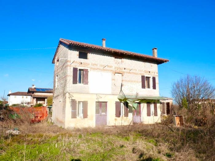 Casa trilocale in vendita in Valvasone Arzene