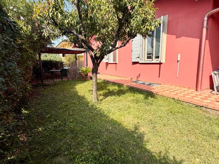 Casa con 6 locali in vendita in Via GVerdi, Barbariga