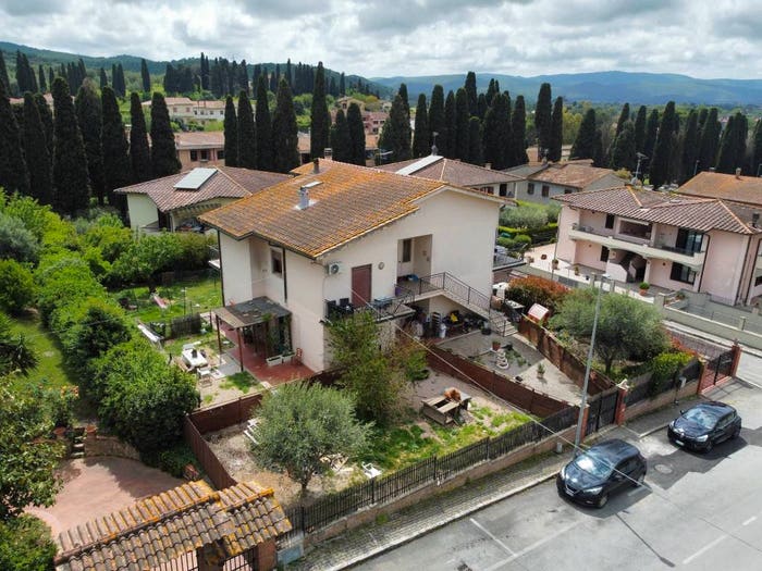 Casa con 5 locali in vendita in Via Tarquinia, Marsiliana, Manciano