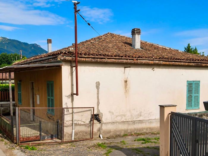 Casa quadrilocale in vendita in Via Tufo Varaccani, Tufo Varaccani, Patrica
