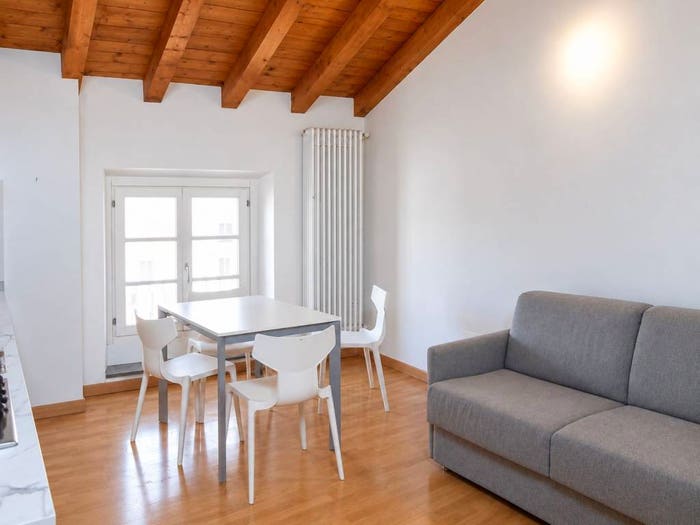 Appartamento bilocale in vendita in Via Paratici, Centro Storico, Pavia
