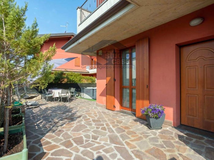 Casa trilocale in vendita in Zanica