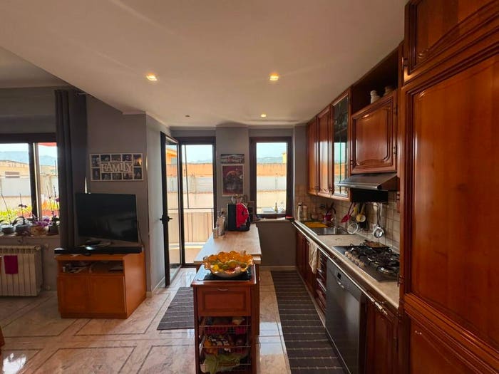 Appartamento con 5 locali in vendita in Via Nazionale, Centro, Falcone
