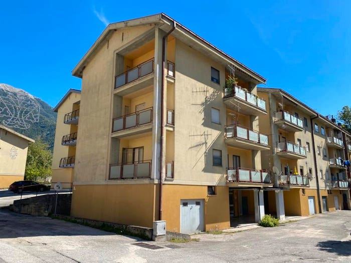 Appartamento con 5 locali in vendita in Via Martiri di Via Fani, Balsorano Nuovo, Balsorano