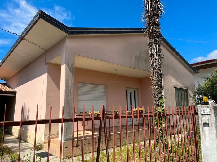 Casa con 5 locali in vendita in Viale Friuli, Centro, Cormons