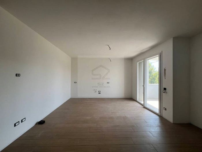 Appartamento quadrilocale in vendita in Via Antonino Cascino, Mortise, Padova