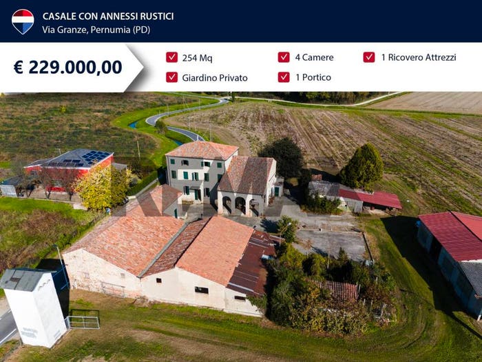 Casa con 6 locali in vendita in Via Granze, Pernumia