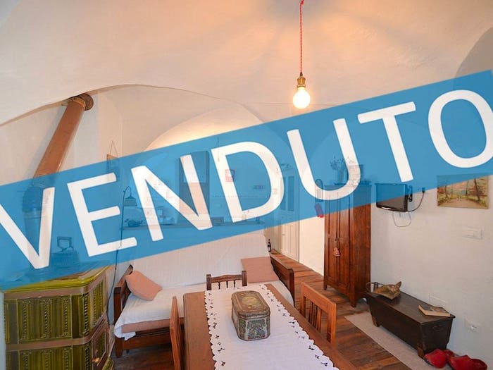 Appartamento bilocale in vendita in Via Umberto I, Centro, Fenestrelle